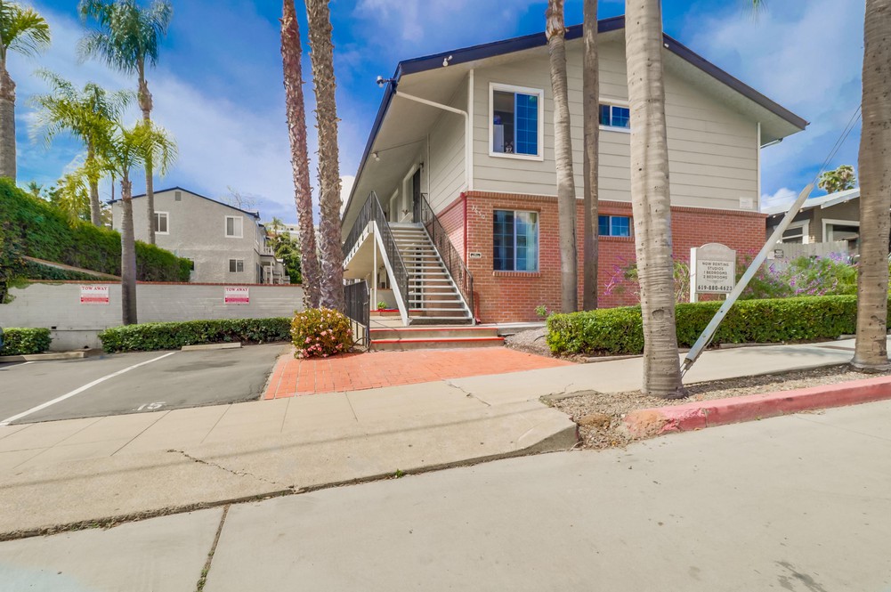 Virtual tour photo 1 of 28 for 3650 Florida St Unit #I