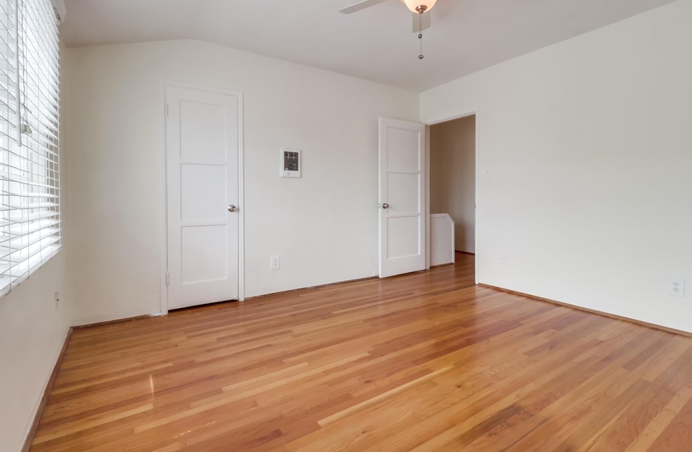 Virtual tour photo 24 of 28 for 3650 Florida St Unit #I