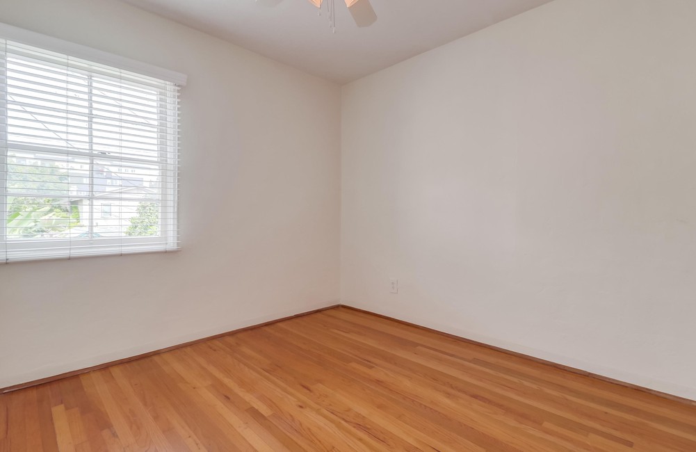 Virtual tour photo 25 of 28 for 3650 Florida St Unit #I
