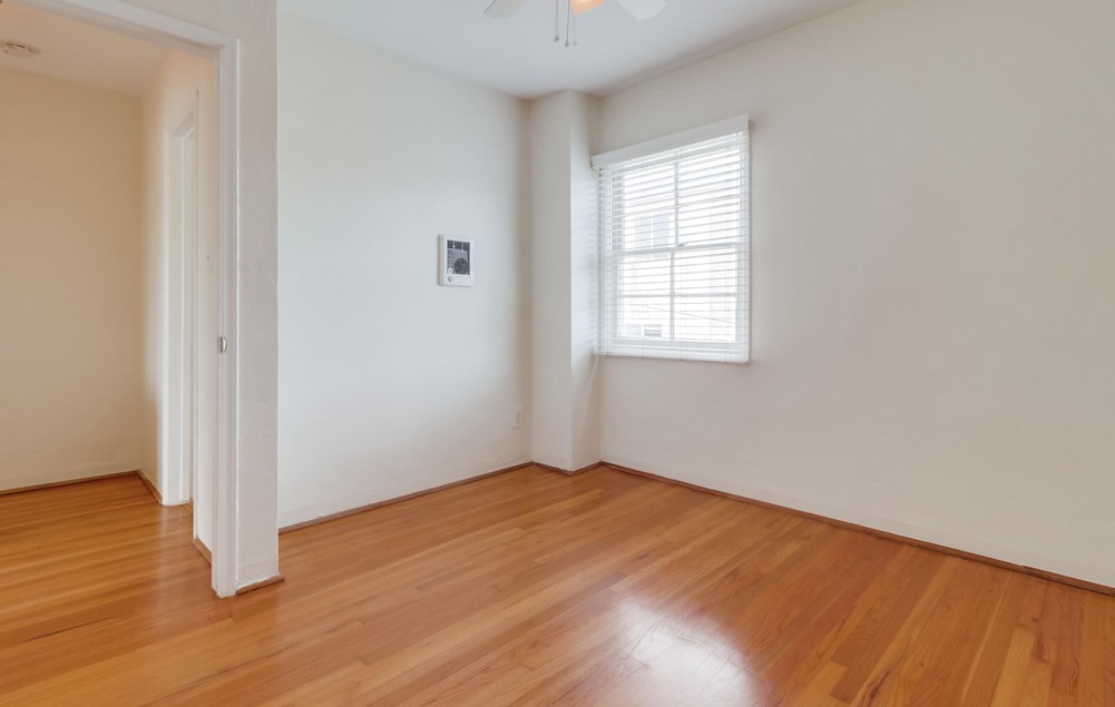 Virtual tour photo 26 of 28 for 3650 Florida St Unit #I