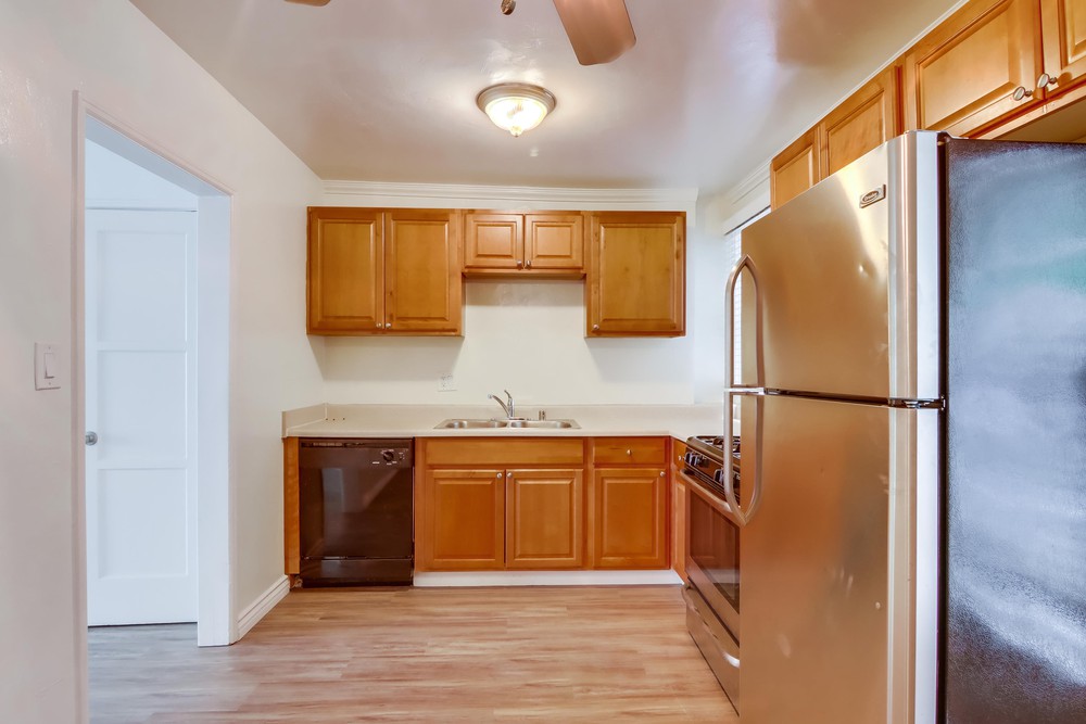 Virtual tour photo 16 of 35 for 3650 Florida St Unit #V