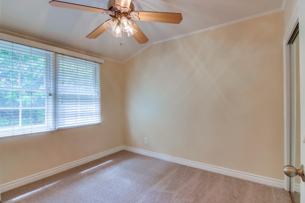 Virtual tour photo 22 of 35 for 3650 Florida St Unit #V