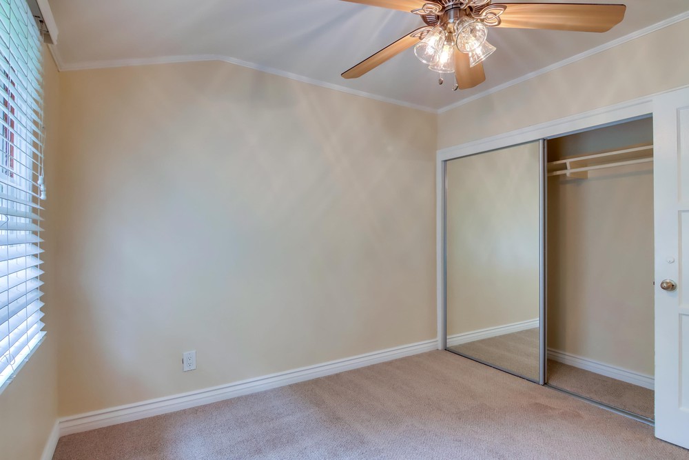 Virtual tour photo 23 of 35 for 3650 Florida St Unit #V