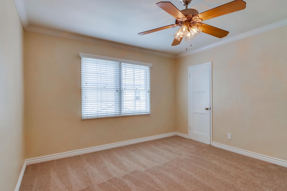 Virtual tour photo 25 of 35 for 3650 Florida St Unit #V