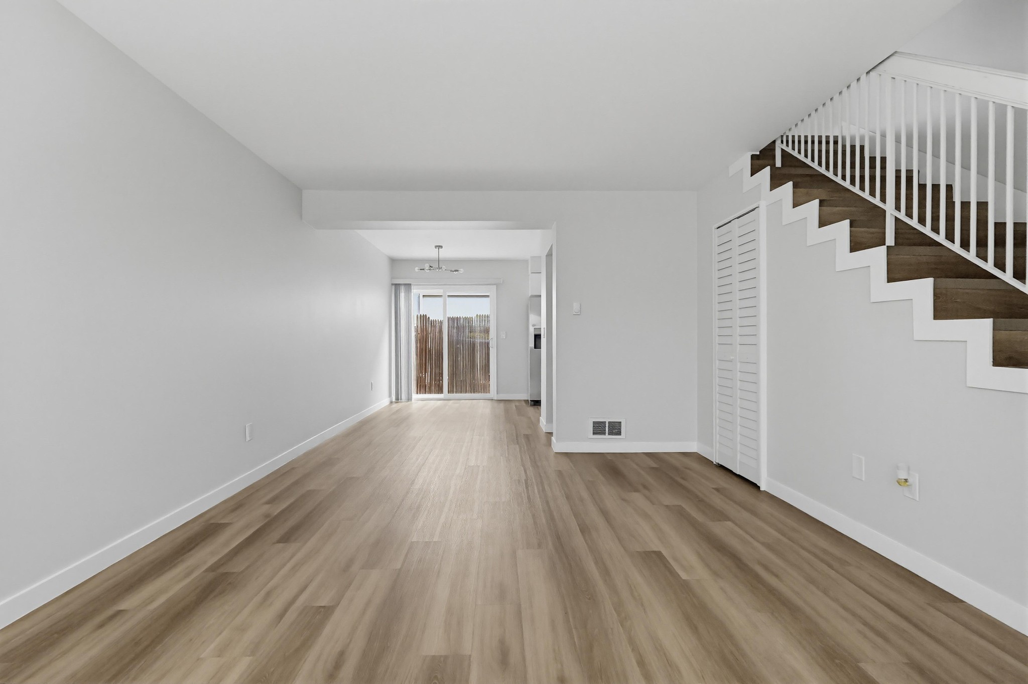 Virtual tour photo 12 of 58 for 3650 Newton St