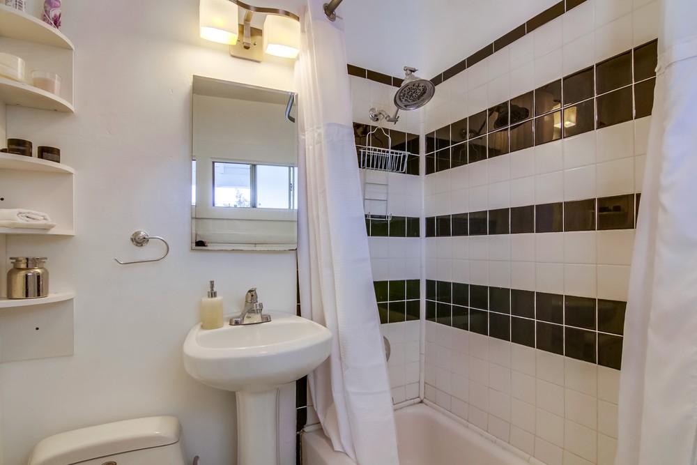 Virtual tour photo 30 of 45 for 3650 Wightman St