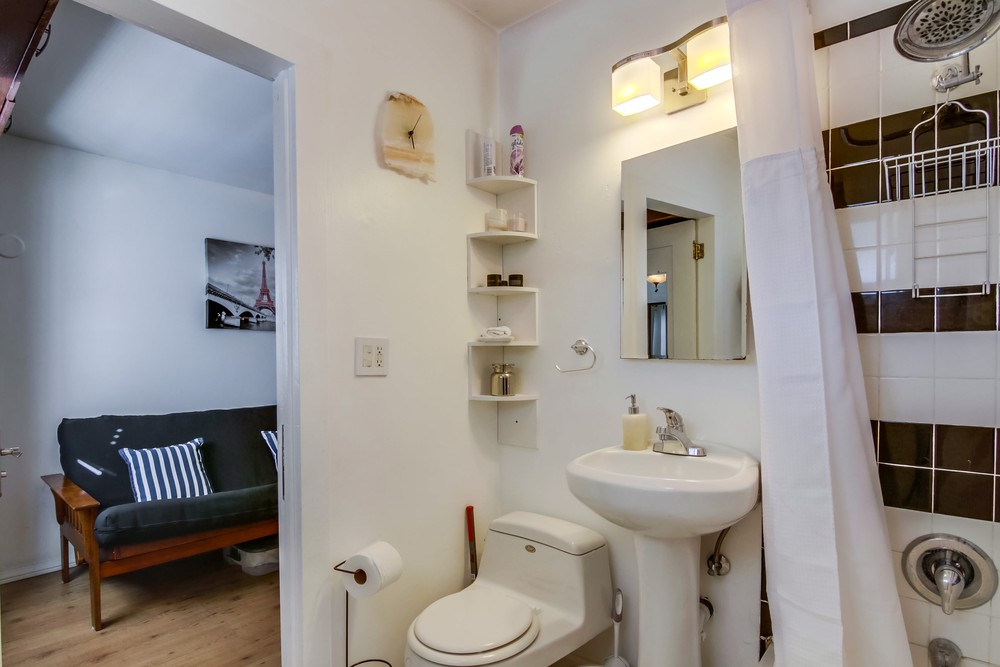 Virtual tour photo 31 of 45 for 3650 Wightman St
