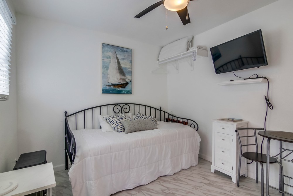 Virtual tour photo 36 of 45 for 3650 Wightman St