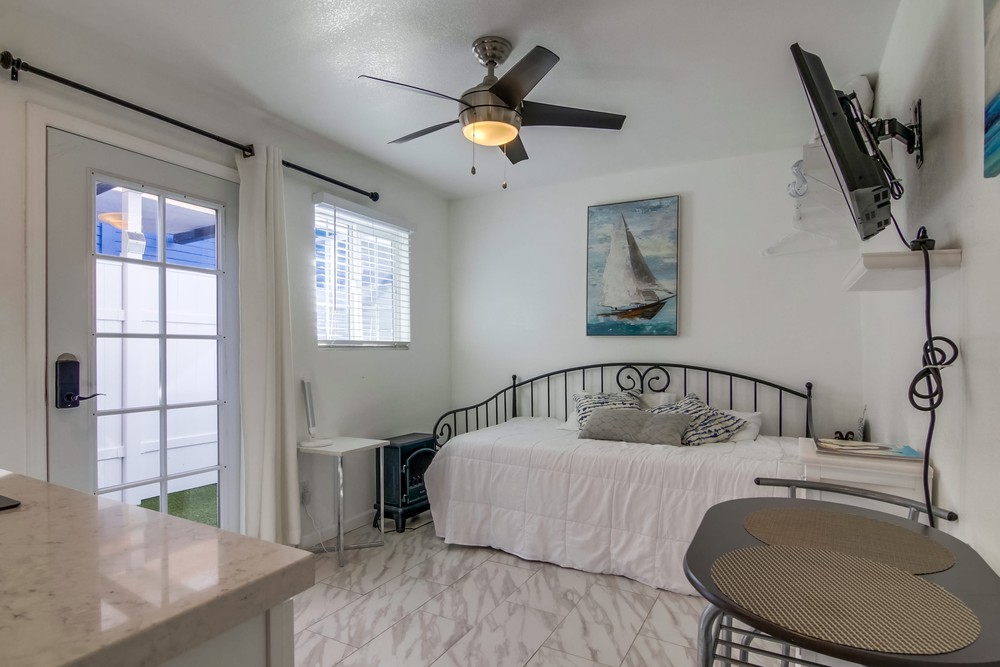 Virtual tour photo 37 of 45 for 3650 Wightman St