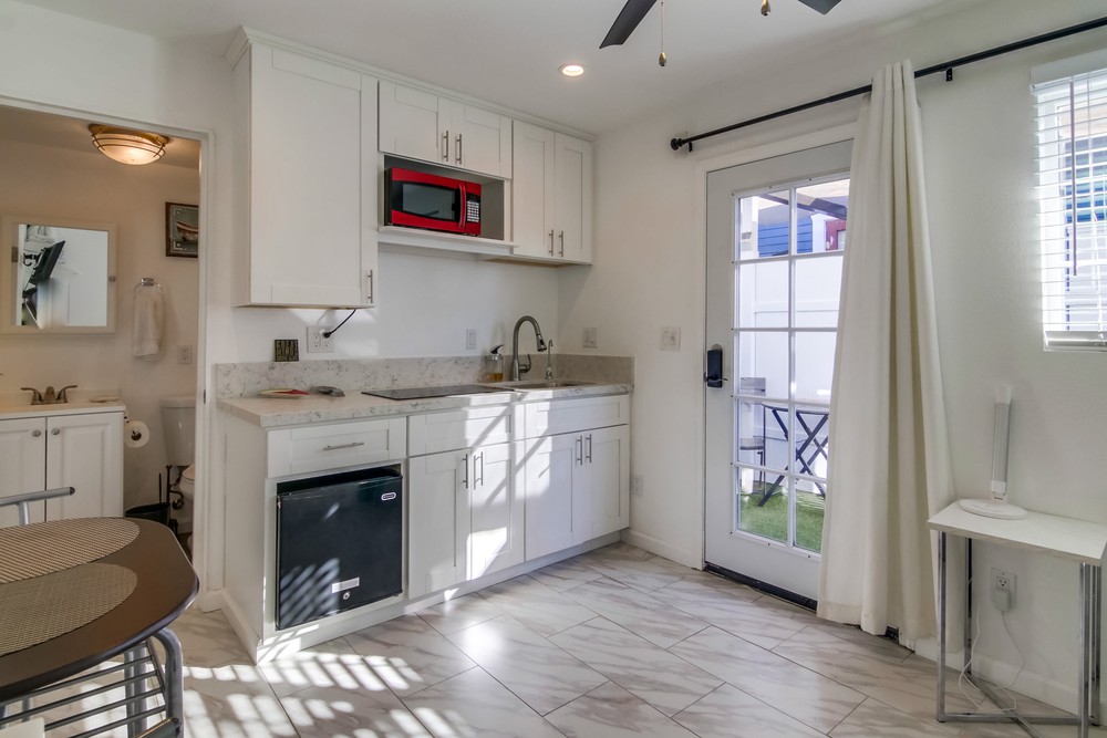 Virtual tour photo 39 of 45 for 3650 Wightman St