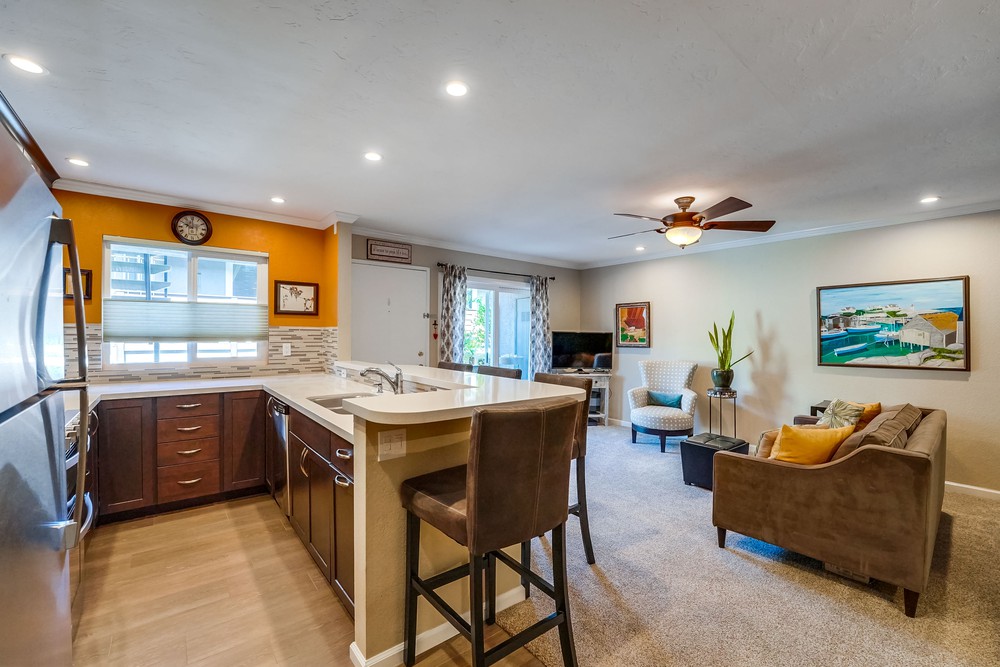 Virtual tour photo 29 of 48 for 3651 Louisiana St #104
