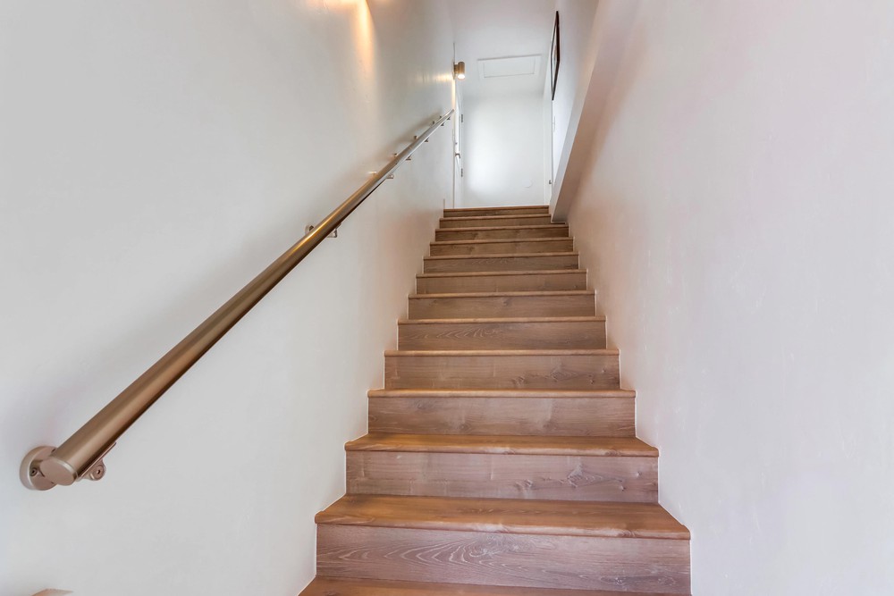 Virtual tour photo 5 of 42 for 3651 Riviera Dr