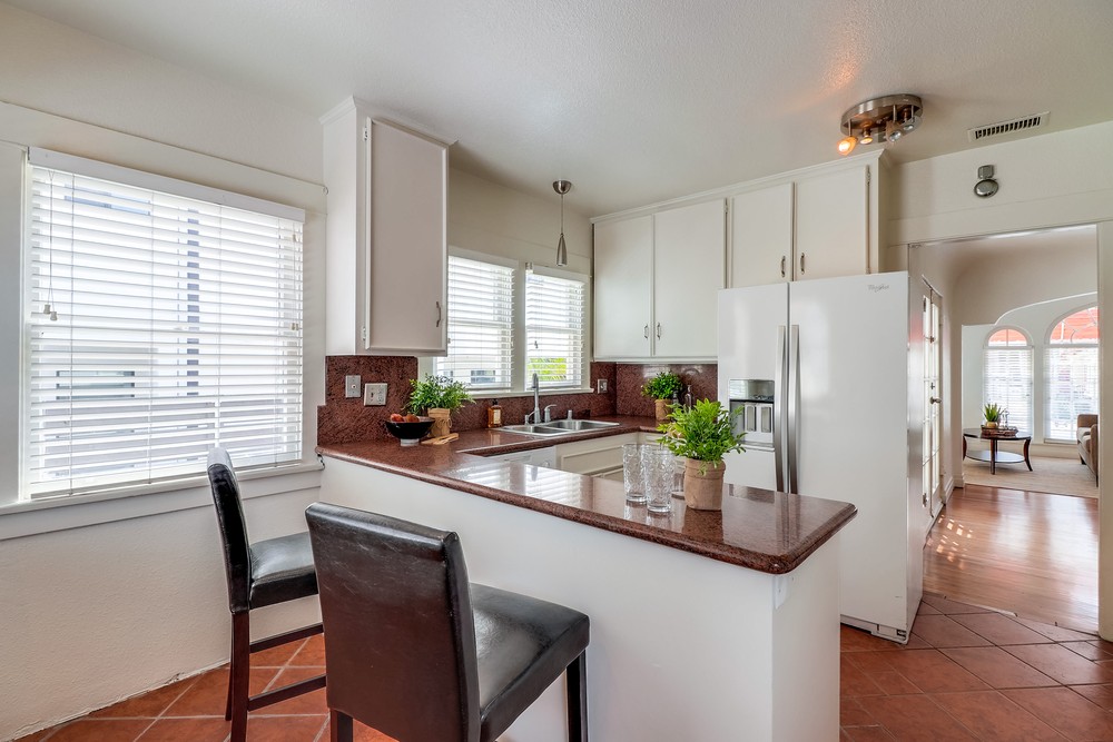 Virtual tour photo 12 of 52 for 3651 Sixth Ave