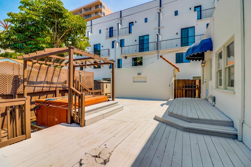 Virtual tour photo 32 of 52 for 3651 Sixth Ave