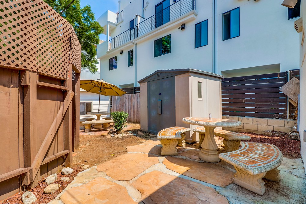 Virtual tour photo 33 of 52 for 3651 Sixth Ave