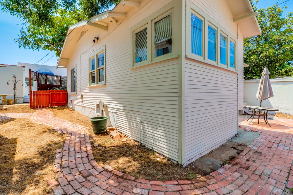 Virtual tour photo 36 of 52 for 3651 Sixth Ave