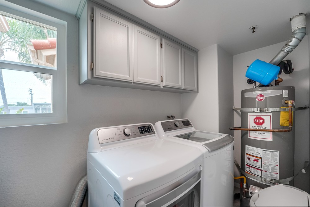 Virtual tour photo 38 of 39 for 3653 Third Ave UNIT 2