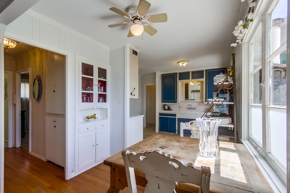 Virtual tour photo 15 of 45 for 3653 Wilson Ave