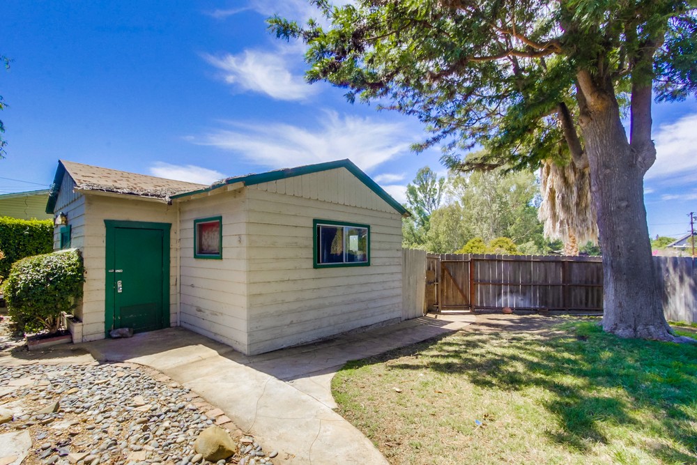 Virtual tour photo 32 of 45 for 3653 Wilson Ave