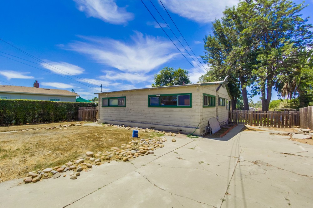 Virtual tour photo 44 of 45 for 3653 Wilson Ave