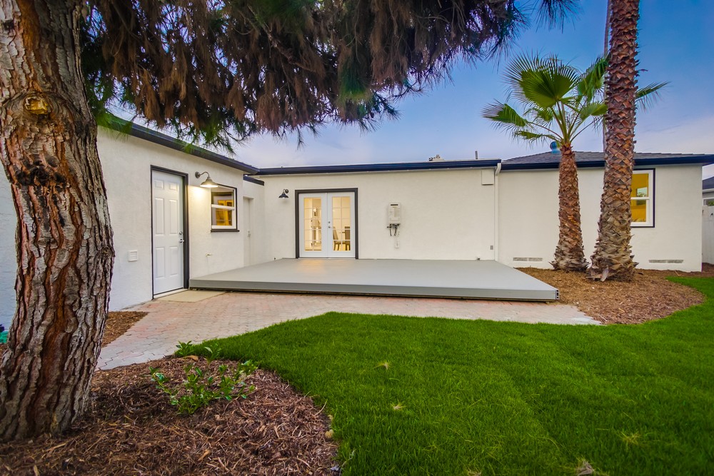 Virtual tour photo 8 of 61 for 3658 Ingraham St