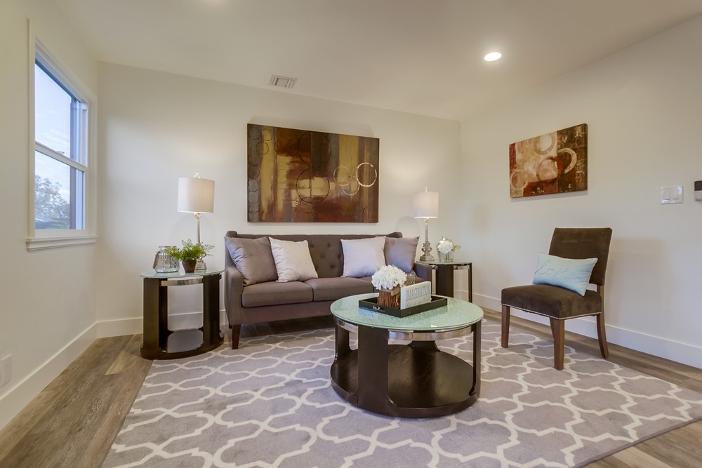 Virtual tour photo 13 of 61 for 3658 Ingraham St