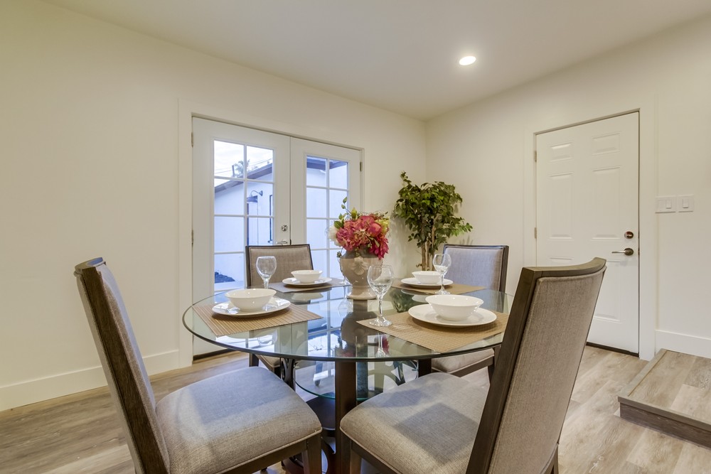 Virtual tour photo 17 of 61 for 3658 Ingraham St