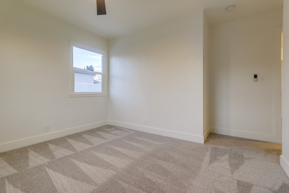 Virtual tour photo 36 of 61 for 3658 Ingraham St
