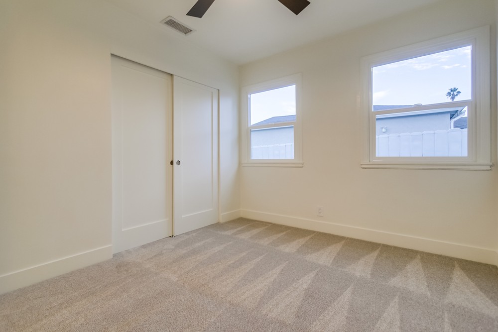 Virtual tour photo 40 of 61 for 3658 Ingraham St