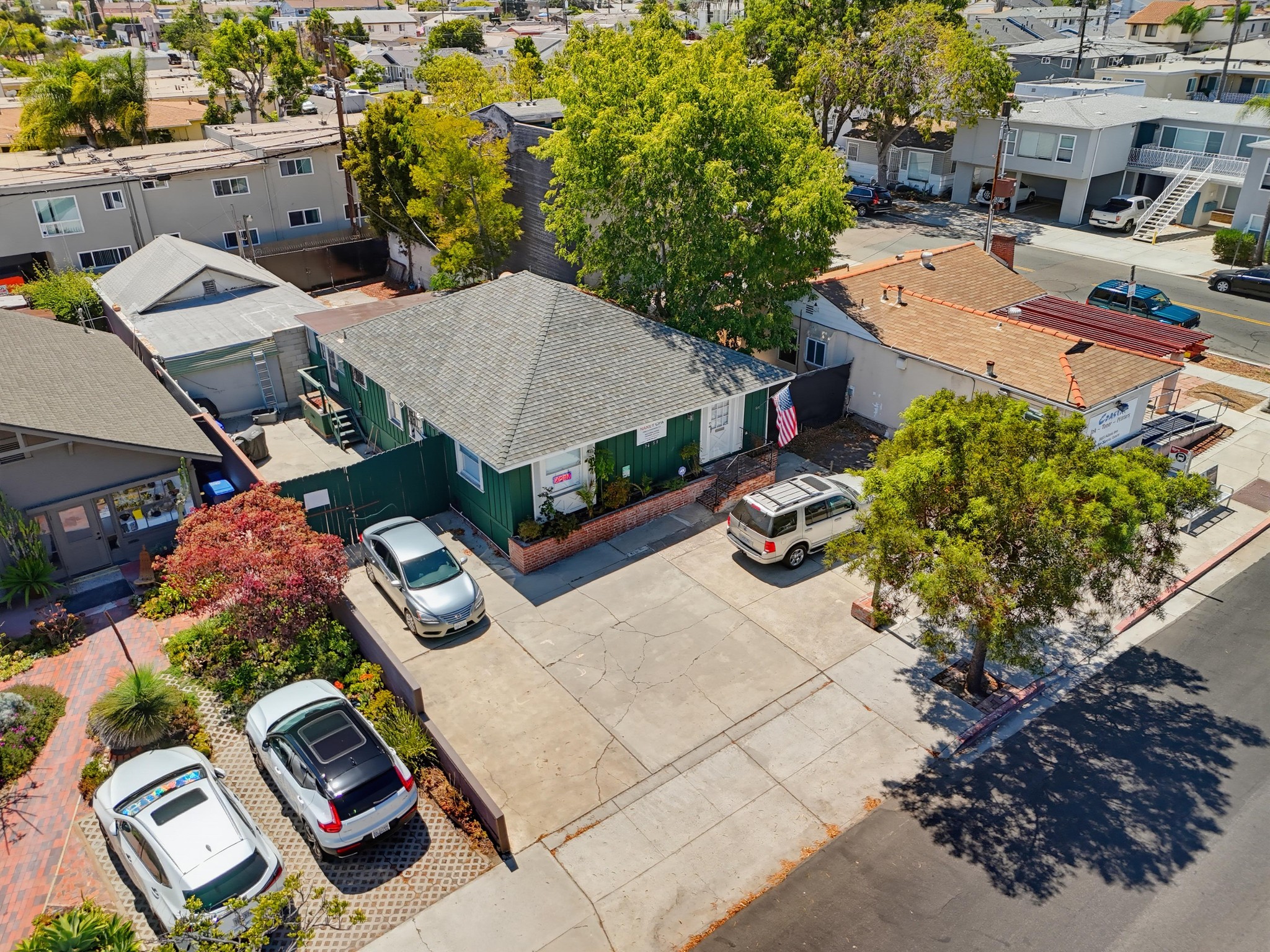 Virtual tour photo 3 of 23 for 3659 Adams Ave