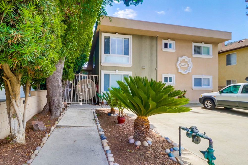 Virtual tour photo 1 of 34 for 3663 7th Ave UNIT 4