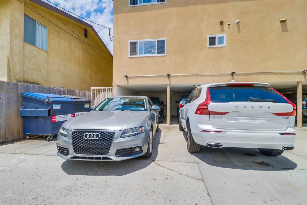 Virtual tour photo 34 of 34 for 3663 7th Ave UNIT 4