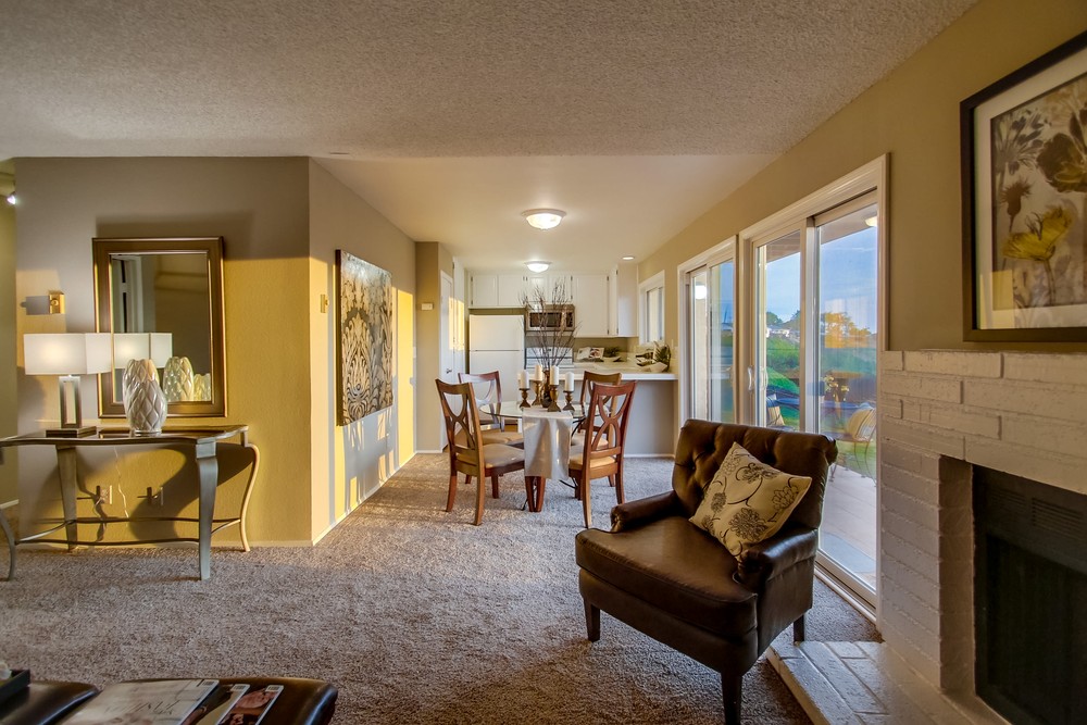 Virtual tour photo 16 of 49 for 3664 Clairemont Dr #1c
