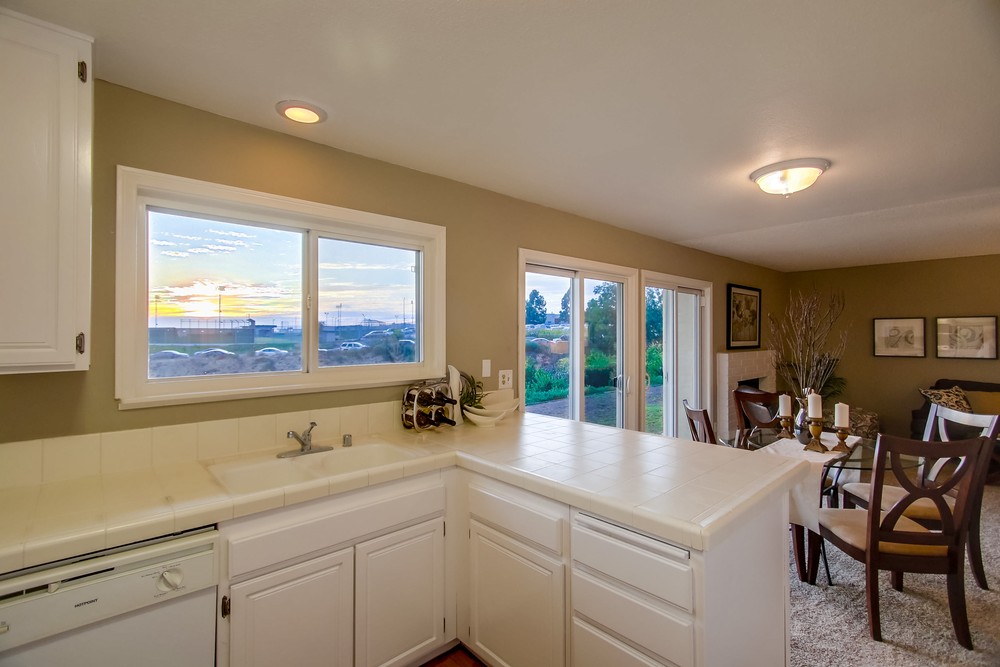 Virtual tour photo 23 of 49 for 3664 Clairemont Dr #1c
