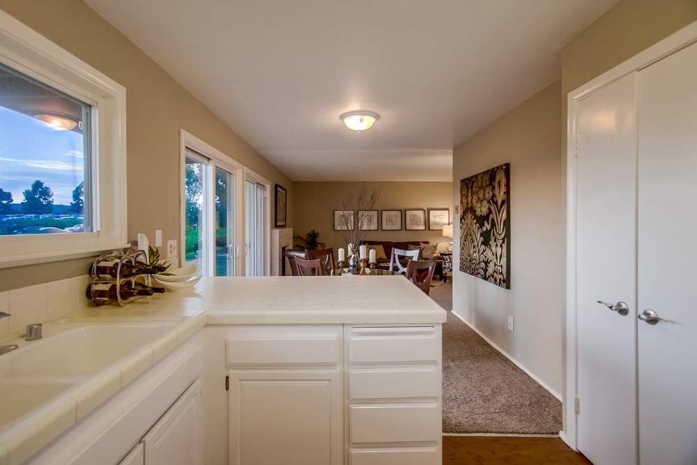 Virtual tour photo 24 of 49 for 3664 Clairemont Dr #1c