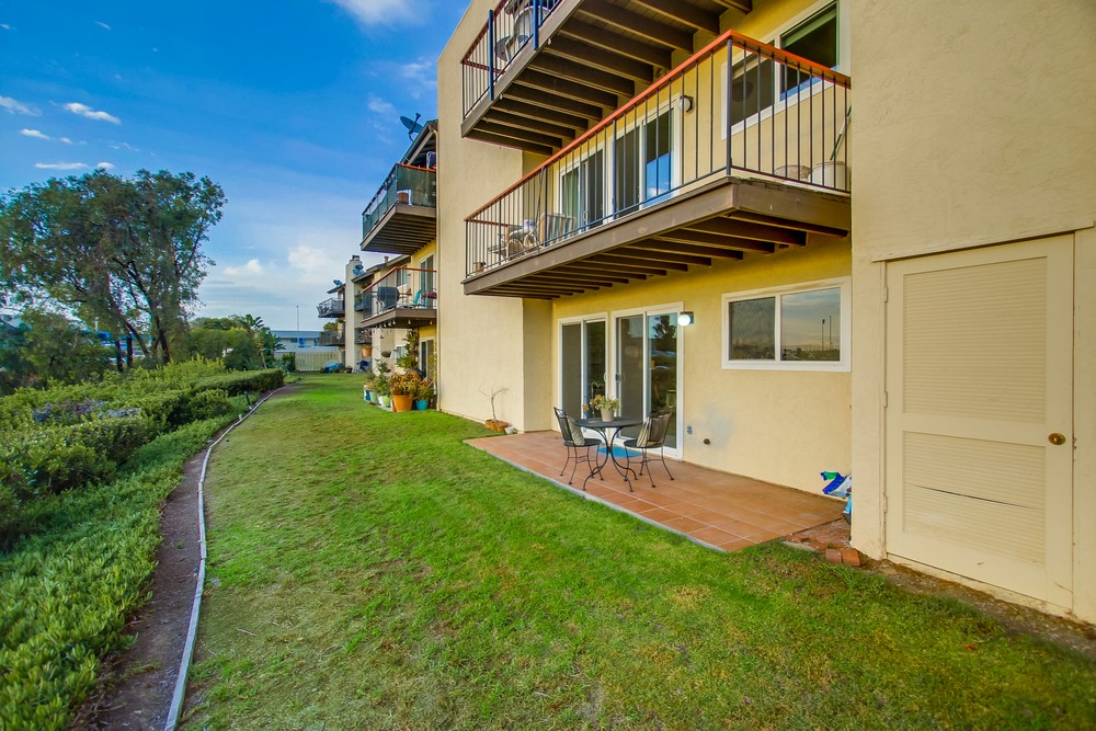 Virtual tour photo 42 of 49 for 3664 Clairemont Dr #1c