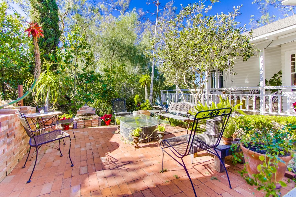Virtual tour photo 5 of 67 for 3664 Herbert Street