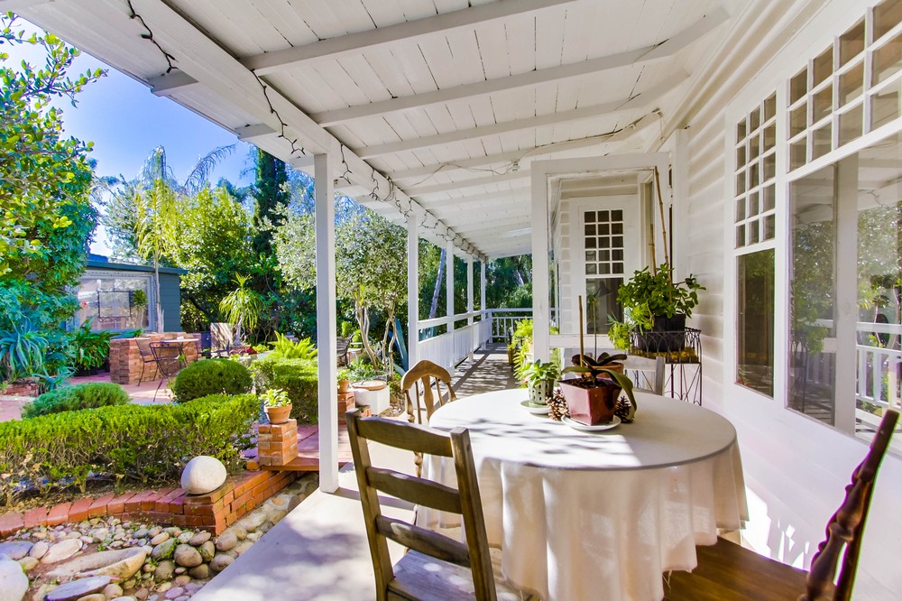 Virtual tour photo 8 of 67 for 3664 Herbert Street