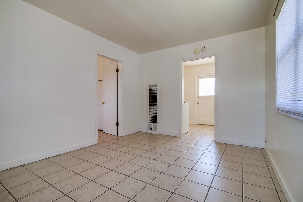 Virtual tour photo 7 of 22 for 3666 45th St