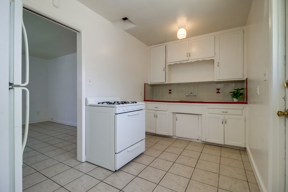 Virtual tour photo 12 of 22 for 3666 45th St