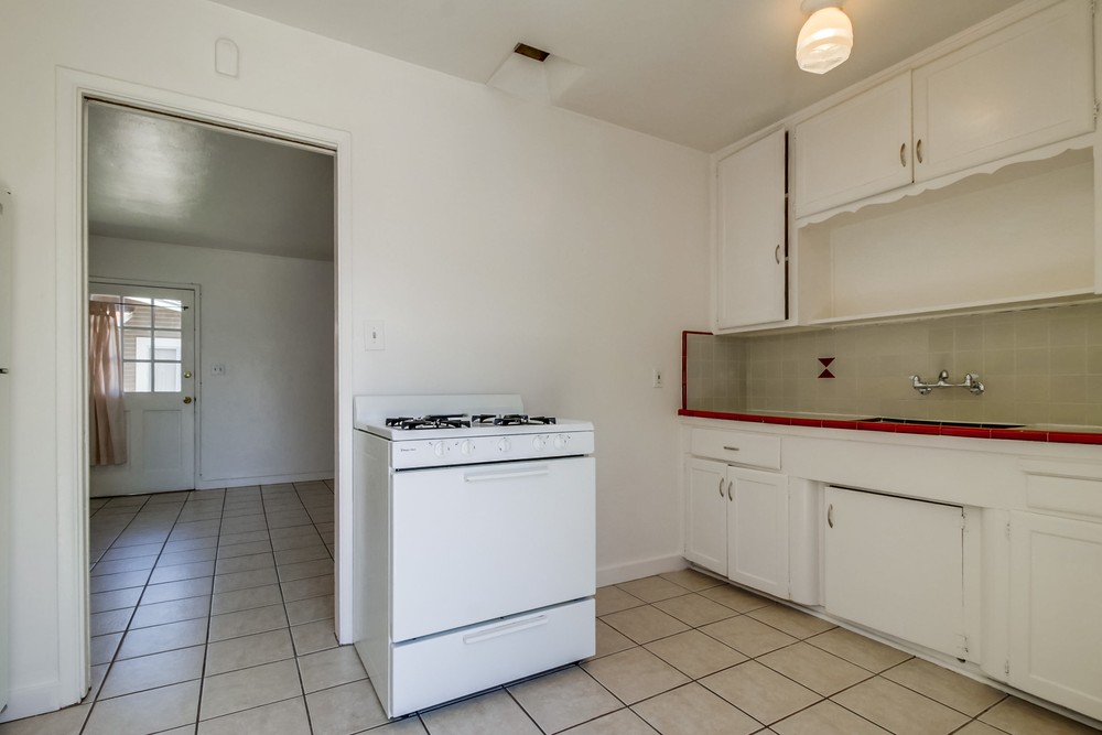 Virtual tour photo 13 of 22 for 3666 45th St