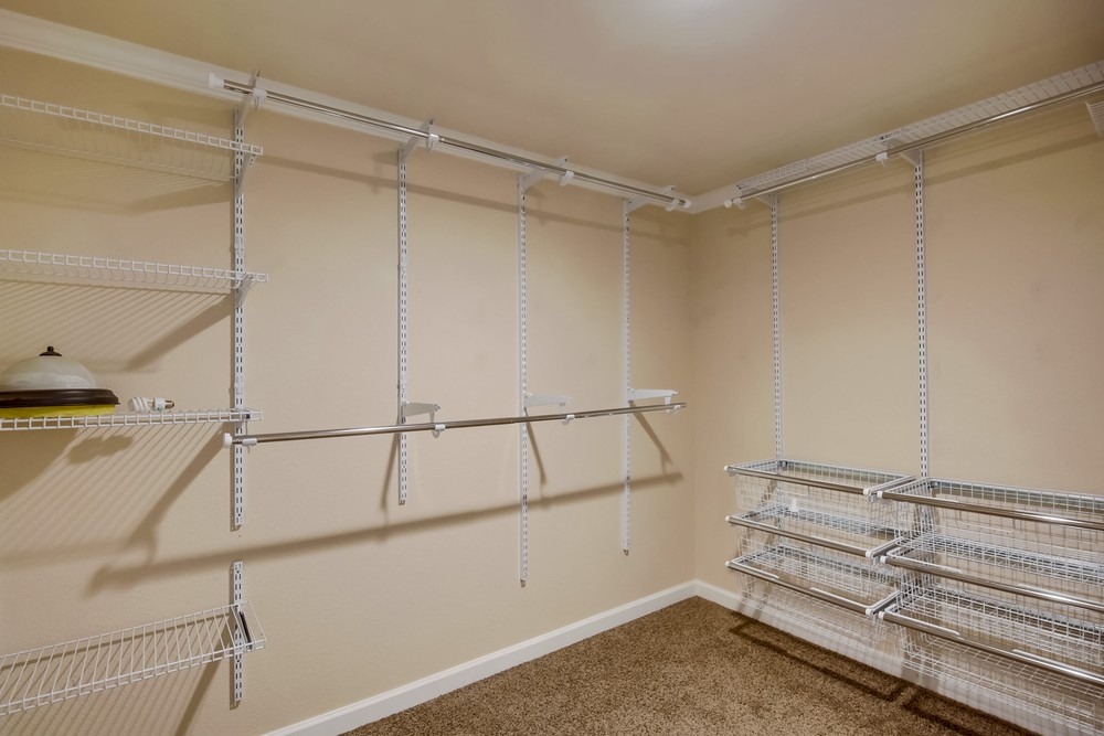 Virtual tour photo 20 of 28 for 3667 Monroe Ave