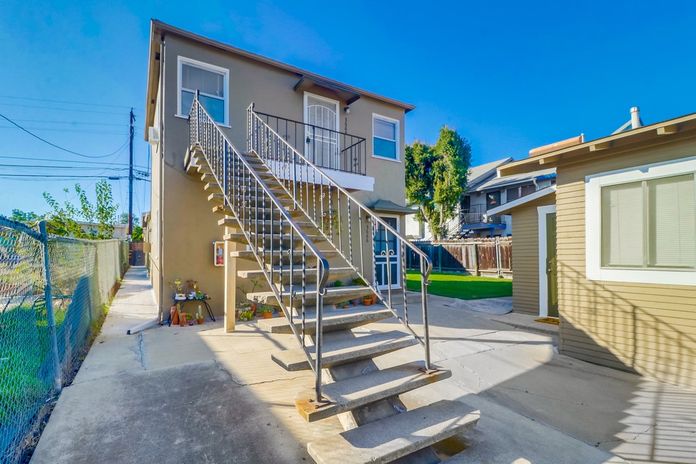 Virtual tour photo 4 of 25 for 3668 45th St