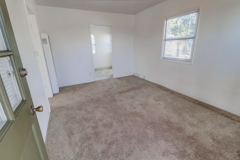 Virtual tour photo 9 of 25 for 3668 45th St