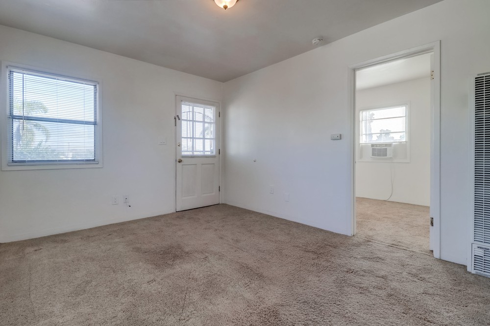 Virtual tour photo 11 of 25 for 3668 45th St