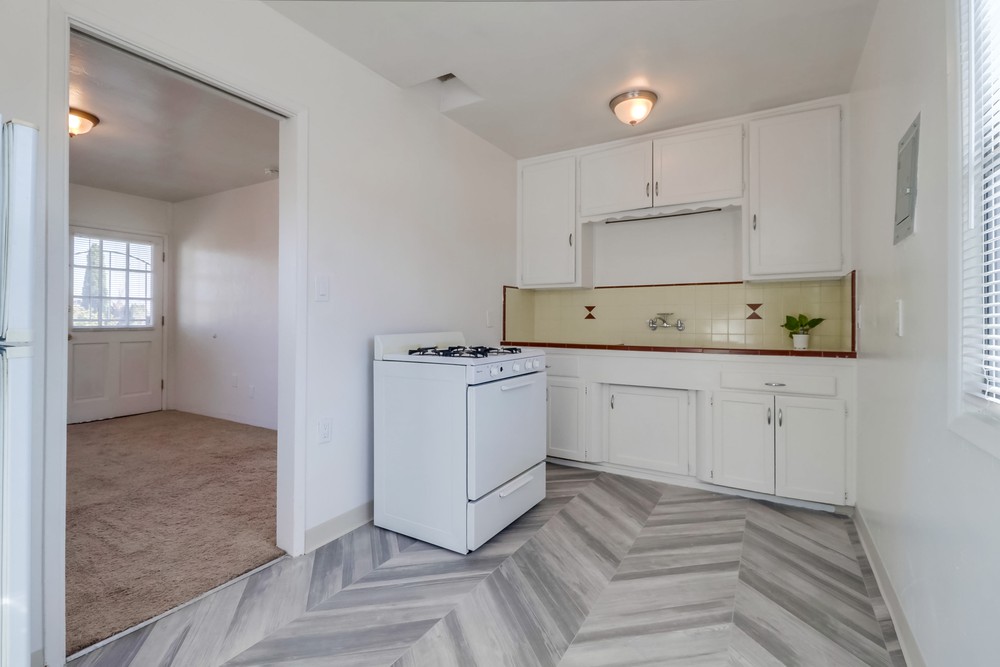 Virtual tour photo 13 of 25 for 3668 45th St
