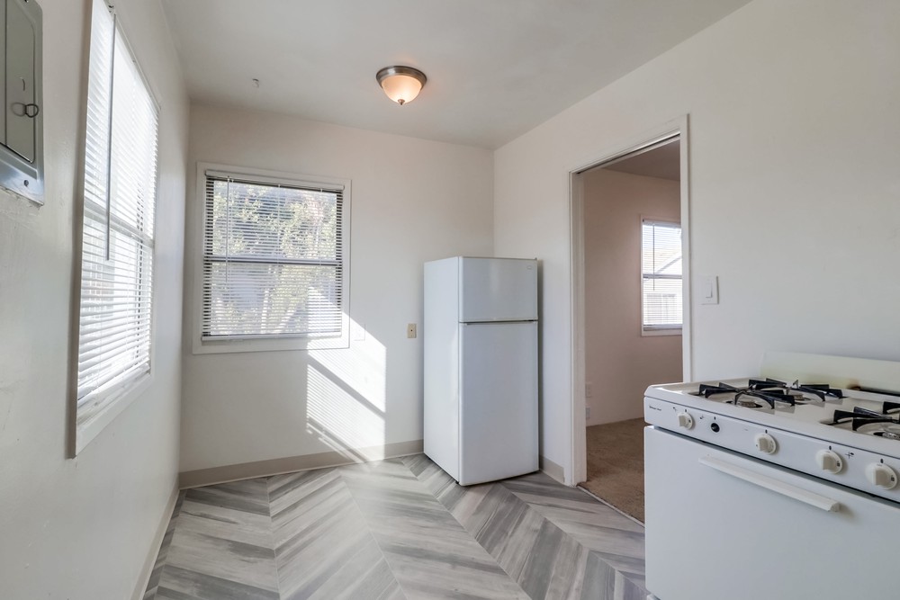 Virtual tour photo 17 of 25 for 3668 45th St