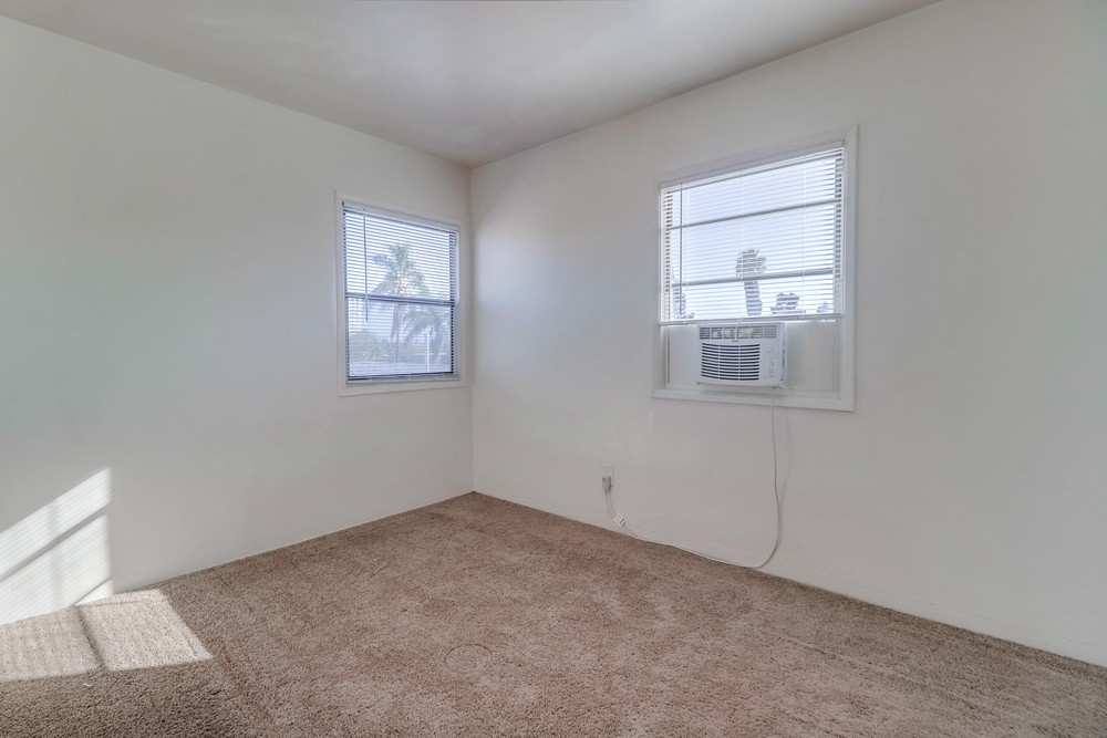 Virtual tour photo 18 of 25 for 3668 45th St