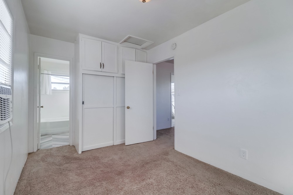 Virtual tour photo 21 of 25 for 3668 45th St