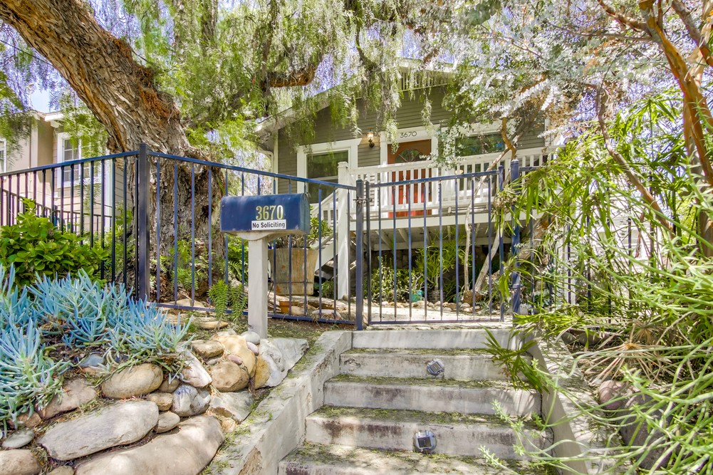 Virtual tour photo 1 of 57 for 3670 Collier Ave